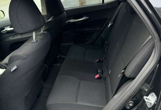 Toyota HEV 1.8i HSD Luna CVT