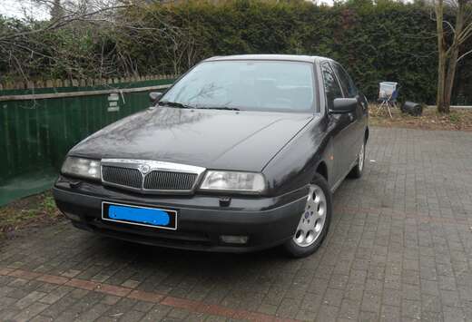 Lancia 2.4 5 cylindres 20V V.I.S.