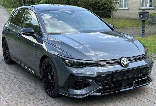 Volkswagen 2.0 TSI Clubsport DSG AKRAPOVIC FULL OPTIO ...