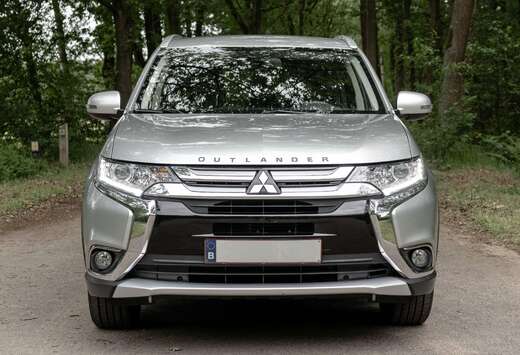 Mitsubishi Mitsubishi Outlander 2.0 Edition CVT 2WD