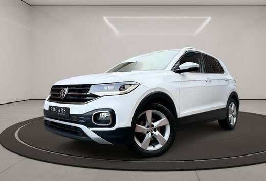 Volkswagen *AUTO*COCKPIT*NEW LIFT*CAM*CARPLAY*GARANTI ...