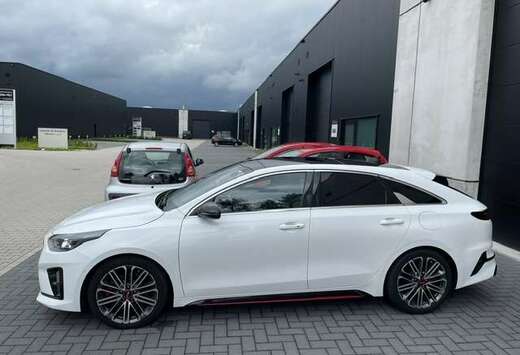 Kia ProCeed GT 1.6 T-GDi GT DCT ISG Benzine, Panorami ...