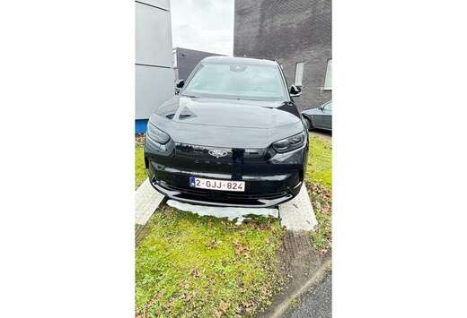 Ford 77 kWh Extended Range RWD