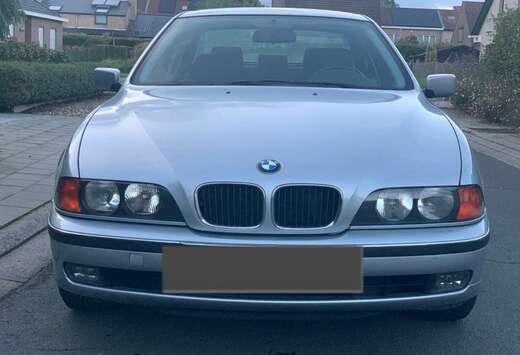 BMW 520i