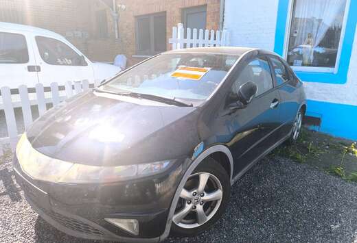 Honda Civic 1.4i