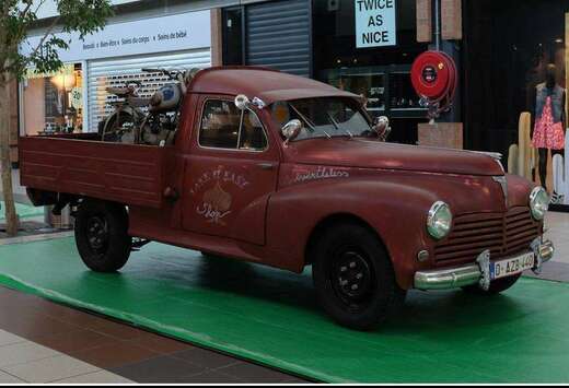 Peugeot 203 U8 Pickup