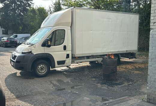 Peugeot 2.2 HDi L4H3 20M2 avec nouvel moteur a place  ...