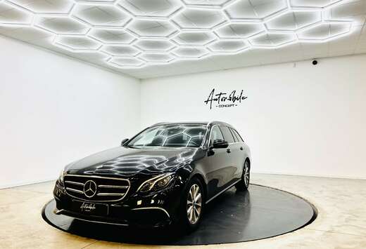 Mercedes-Benz 1AN GARANTIECAMERAREMORQUELEDCARNET