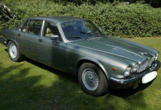 Jaguar XJ12 6.0