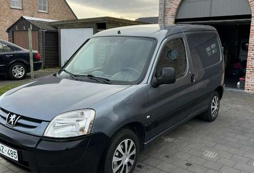 Peugeot 1.6 HDi 75 L1 Komfort