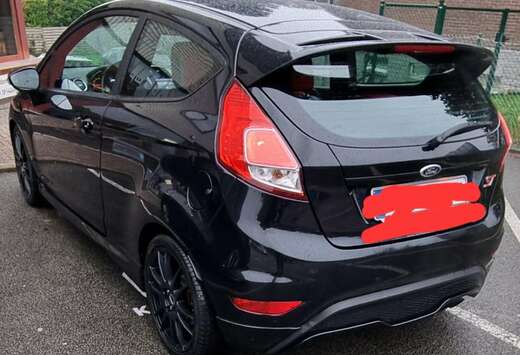 Ford Fiesta 1.6 EcoBoost mit Leder-Sport-Paket ST