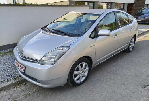 Toyota Prius Hybrid 1.5i VVT-i 16v THS Luna