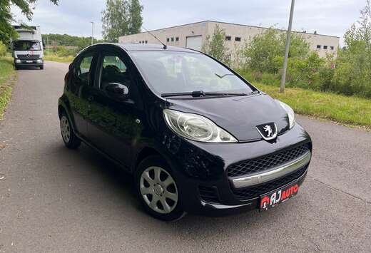 Peugeot 107 1.0i Automatique