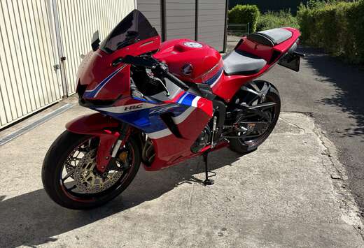 Honda Demi Ligne Akrapovic Homologuée