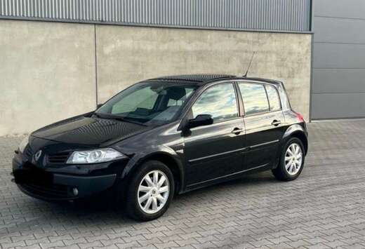Renault 1.6i 16v panoramique xenon full