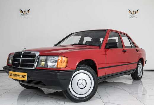 Mercedes-Benz E / 64.000KM