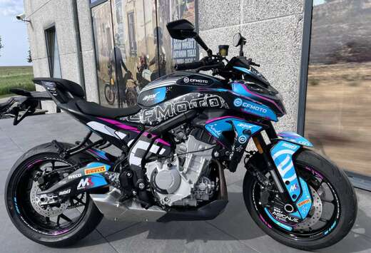 675 NK Réplica