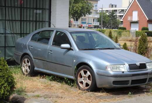 Skoda 1.6i GLX