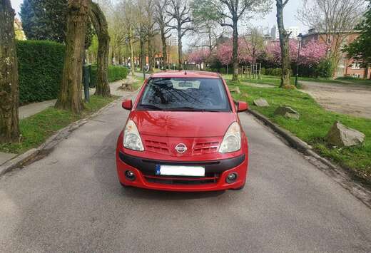 Nissan 1.0i Acenta