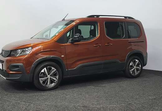 Peugeot 1.2 PT GT Line  CarPlay  Automaat  Camera  To ...