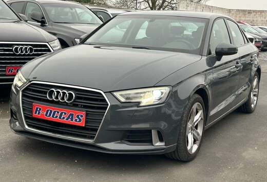 Audi 1.6 TDi BERLINE Sport LED/NAVI/CUIR 17\