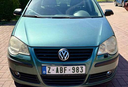 Volkswagen Polo 1.4i 16v On Tour