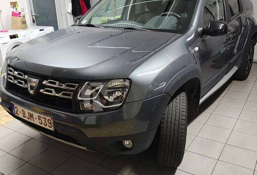 Dacia Duster 1.2 TCe 4x2 Black Shadow