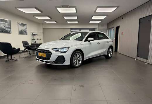 Audi Sportback S line TFSI e 204 CV / 150 kW S tronic