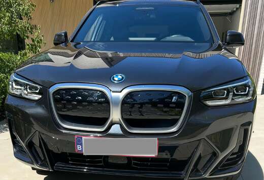 BMW iX3 80 kWh Model SPORT Package Inspiring