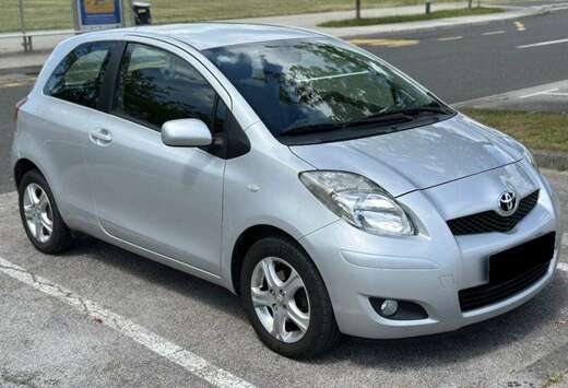 Toyota Yaris 1.0i VVT-i Chill Out II