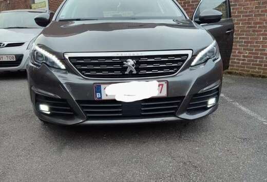 Peugeot SW PureTech 130 EAT6 Stop & Start Active