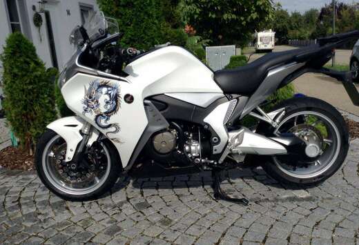 Honda F