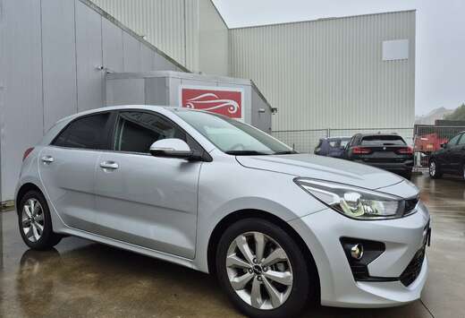 Kia 1.0Ti 100cv // AUTO. 7DCT // 23.869 KM  2023