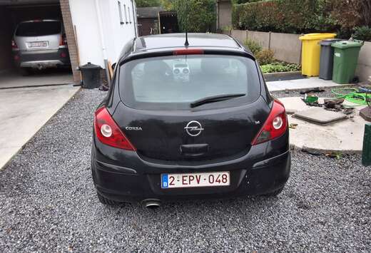 Opel Corsa 1.4 16V Sport