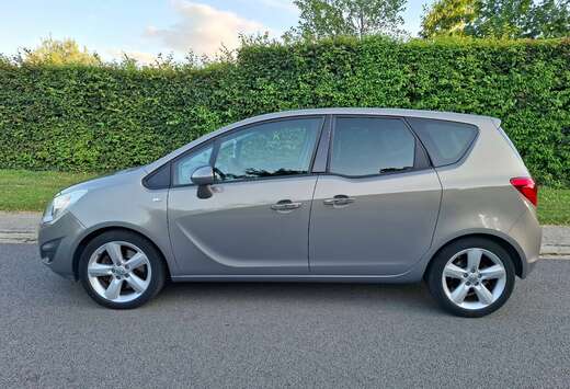 Opel 1.7 CDTi Cosmo DPF Climat