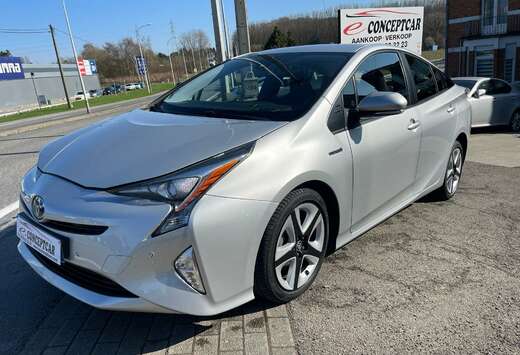 Toyota 1.8i VVT-i Hybrid Lounge CVT// GARANTIE //