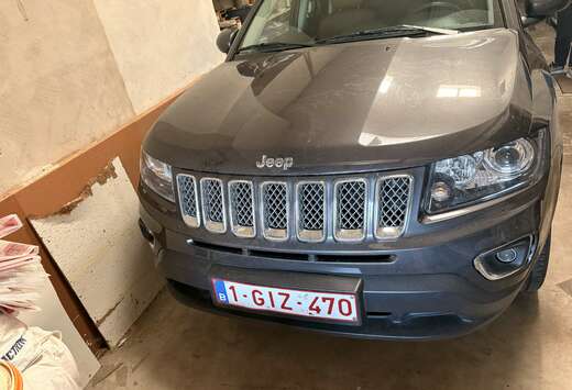 Jeep 2.0i 2WD Limited