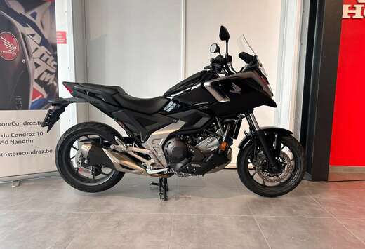 Honda NC750X DCT6