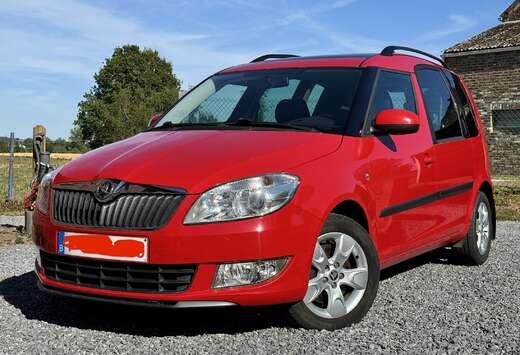 Skoda 1.6 TDi NAVI - CLIMATRONIC - CRUISE - TOIT PANO