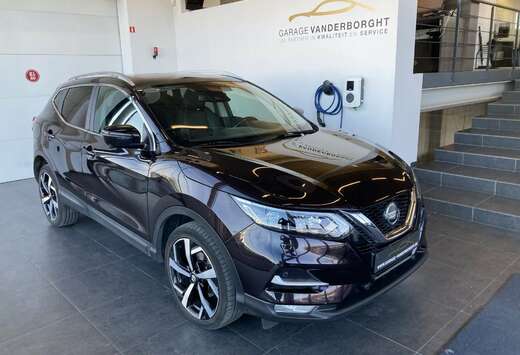 Nissan BENZINE AUTOMAAT PANORAMISCH DAK LEDER