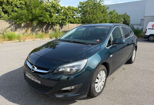Opel Astra Sports Tourer 2104