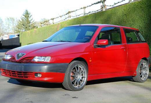 Alfa Romeo 1.4i 16v TS