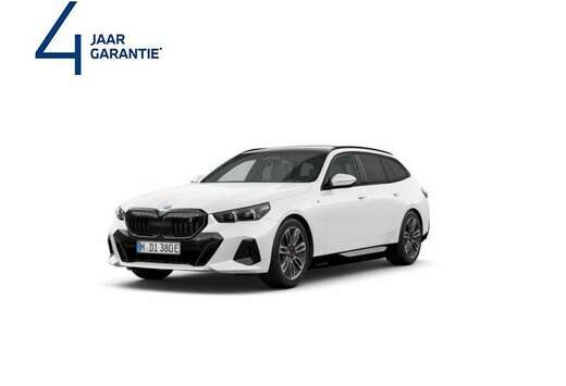 BMW i5 eDrive40 Touring M Sport Pro  PANO  TOWB  H&