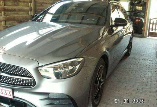 Mercedes-Benz E 300 MHE