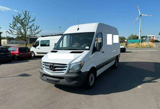 Mercedes-Benz 319 (Stock ID 83109)