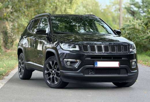 Jeep 1.3 Turbo 4x2 S DDCT + Full Options + Full entre ...