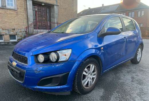 Chevrolet Aveo hatchback 1.4i