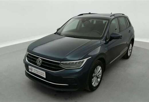 Volkswagen 1.5 TSI 150cv DSG Life CARPLAY / CAMERA /  ...