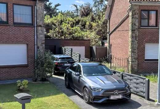 Mercedes-Benz 9G-TRONIC Edition AMG Line