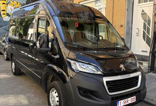Peugeot 2.2 BlueHDi L2H2 Utility Luxe S/S(EU6.4)